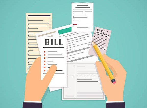 dựa vào cách phê chú trên vận đơn