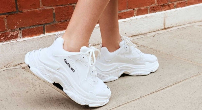 phân loại theo tính năng giày