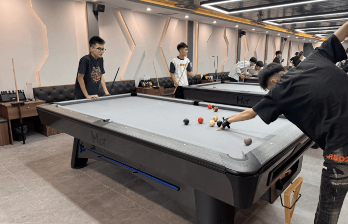 Xác định nhóm khách hàng trước khi lựa chọn bàn bida cho CLB